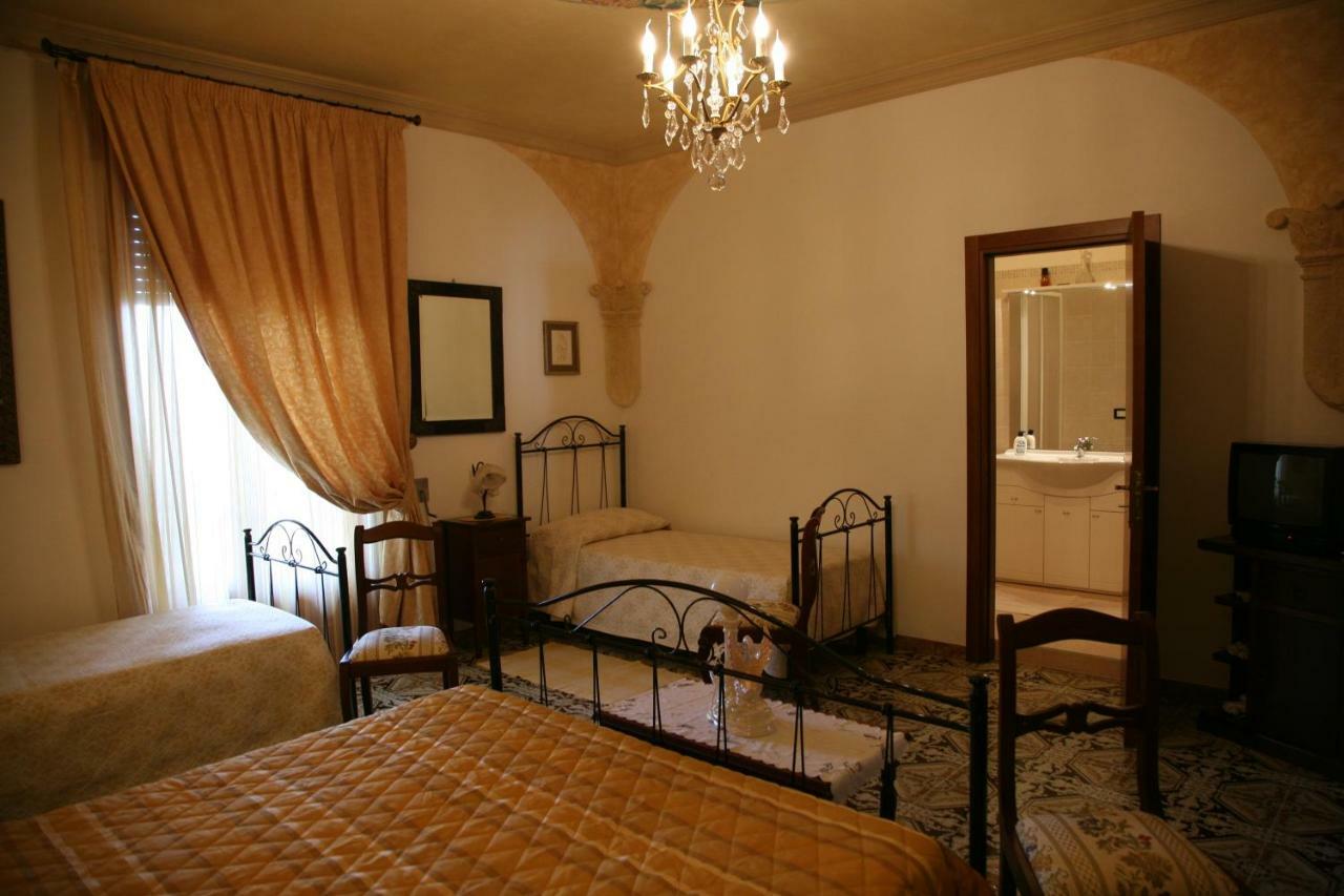 Cali Nitta Bed and Breakfast Corigliano dʼOtranto Exteriör bild