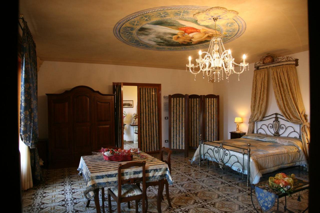 Cali Nitta Bed and Breakfast Corigliano dʼOtranto Exteriör bild